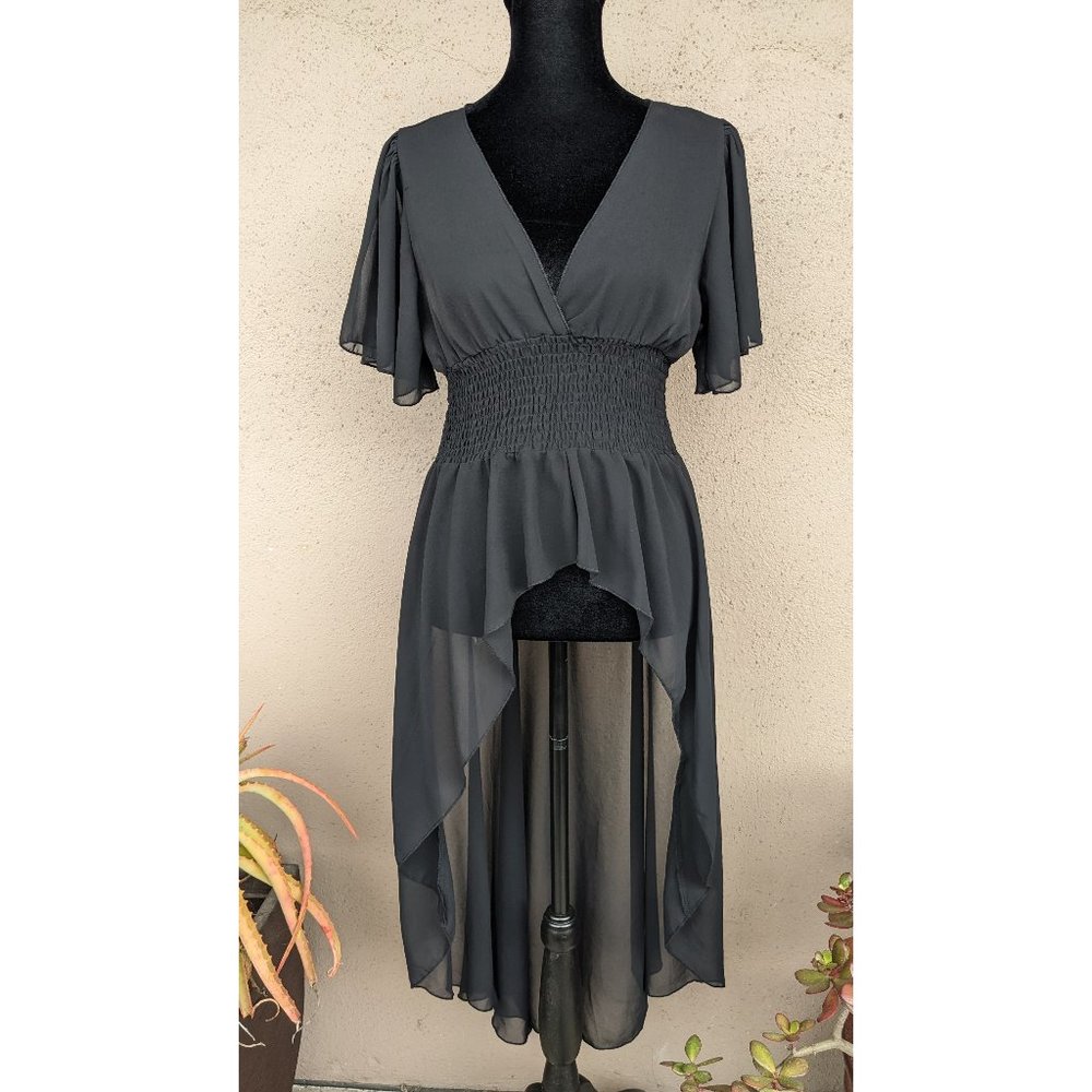 💜NWOT Black Sheer High-Low Blouse